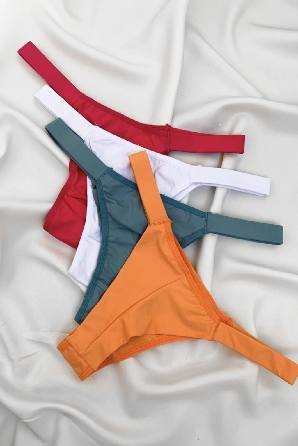 Calcinha toda em Microfibra Com Fio Duplo | Iris