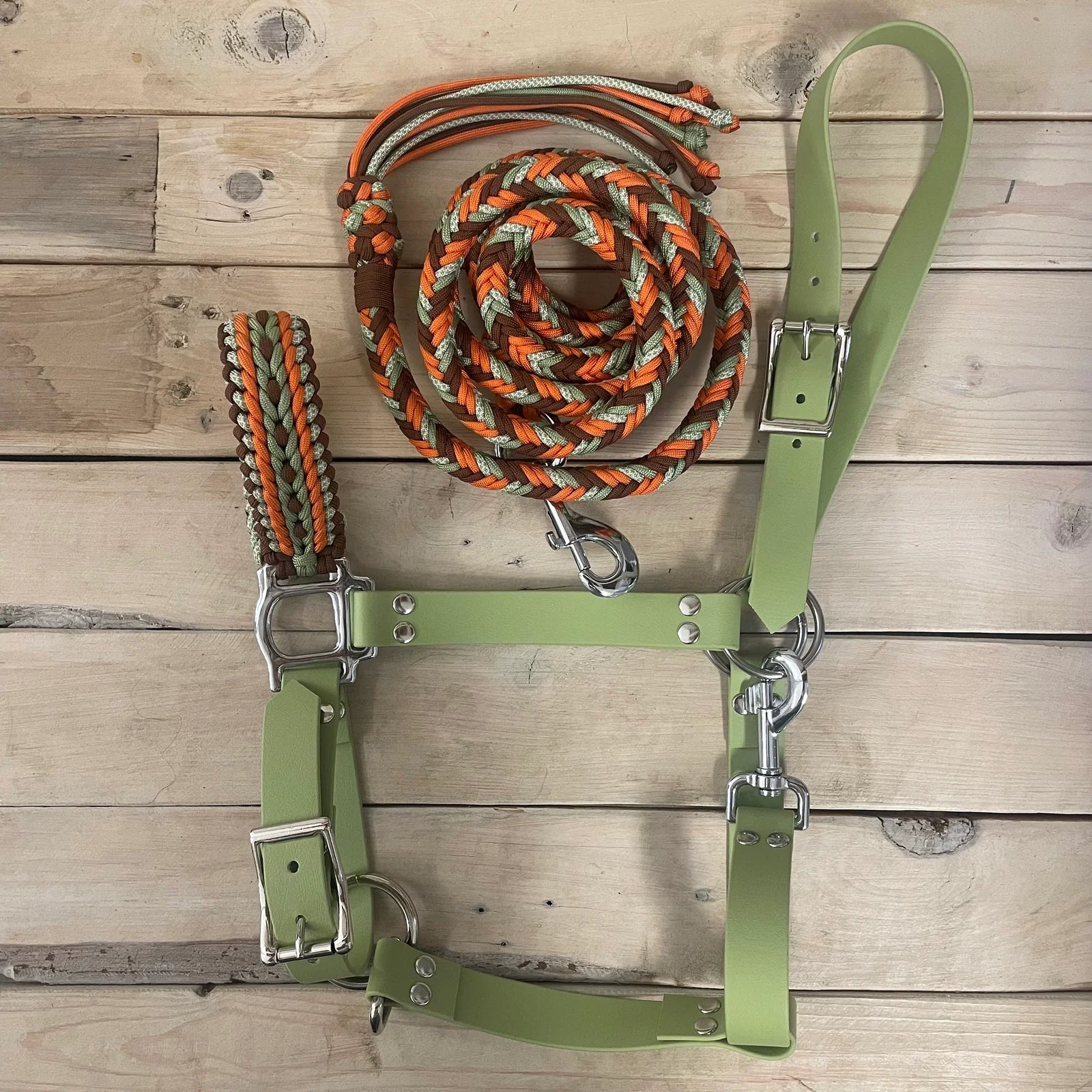 Cabresto | Ovo com Abacate