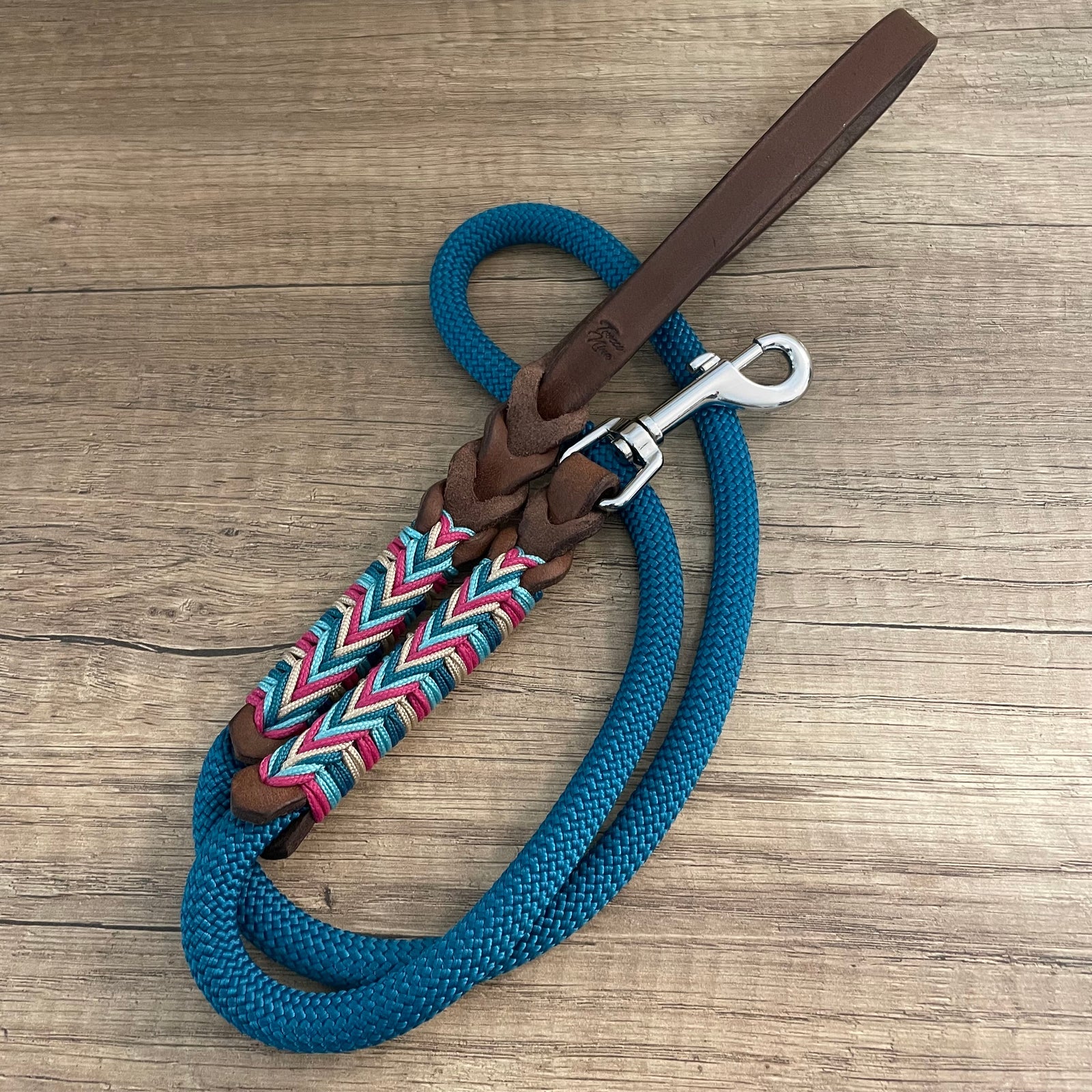 Guia de couro e corda premium | Deep Lagune