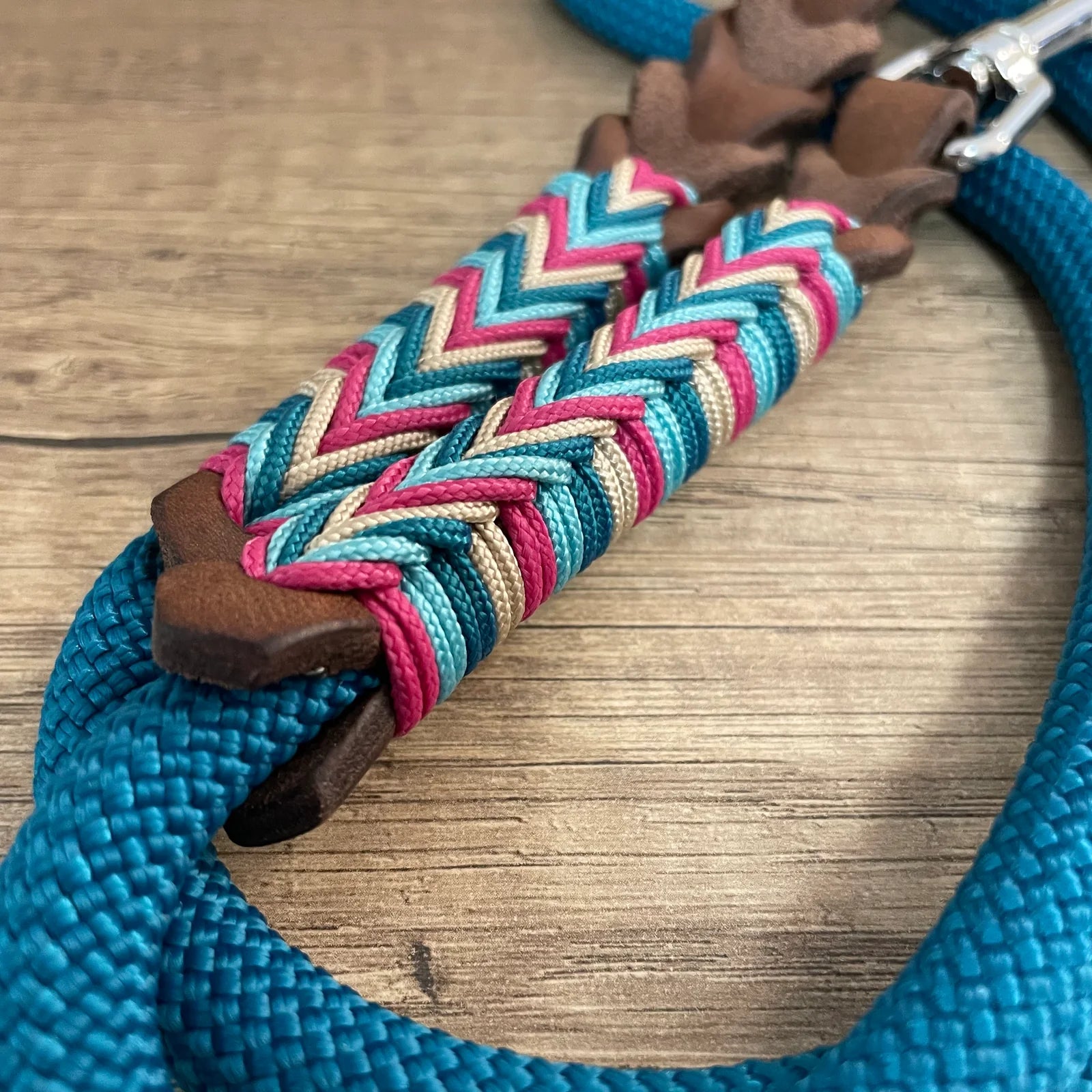 Guia de couro e corda premium | Deep Lagune