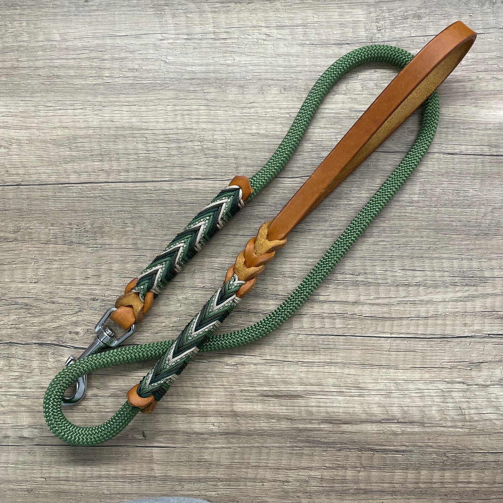 Guia de couro e corda premium | Dark Forest