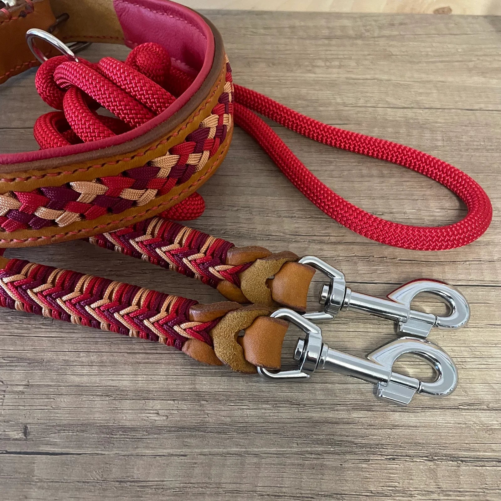 Guia de couro e corda premium | Vermelho Fogo