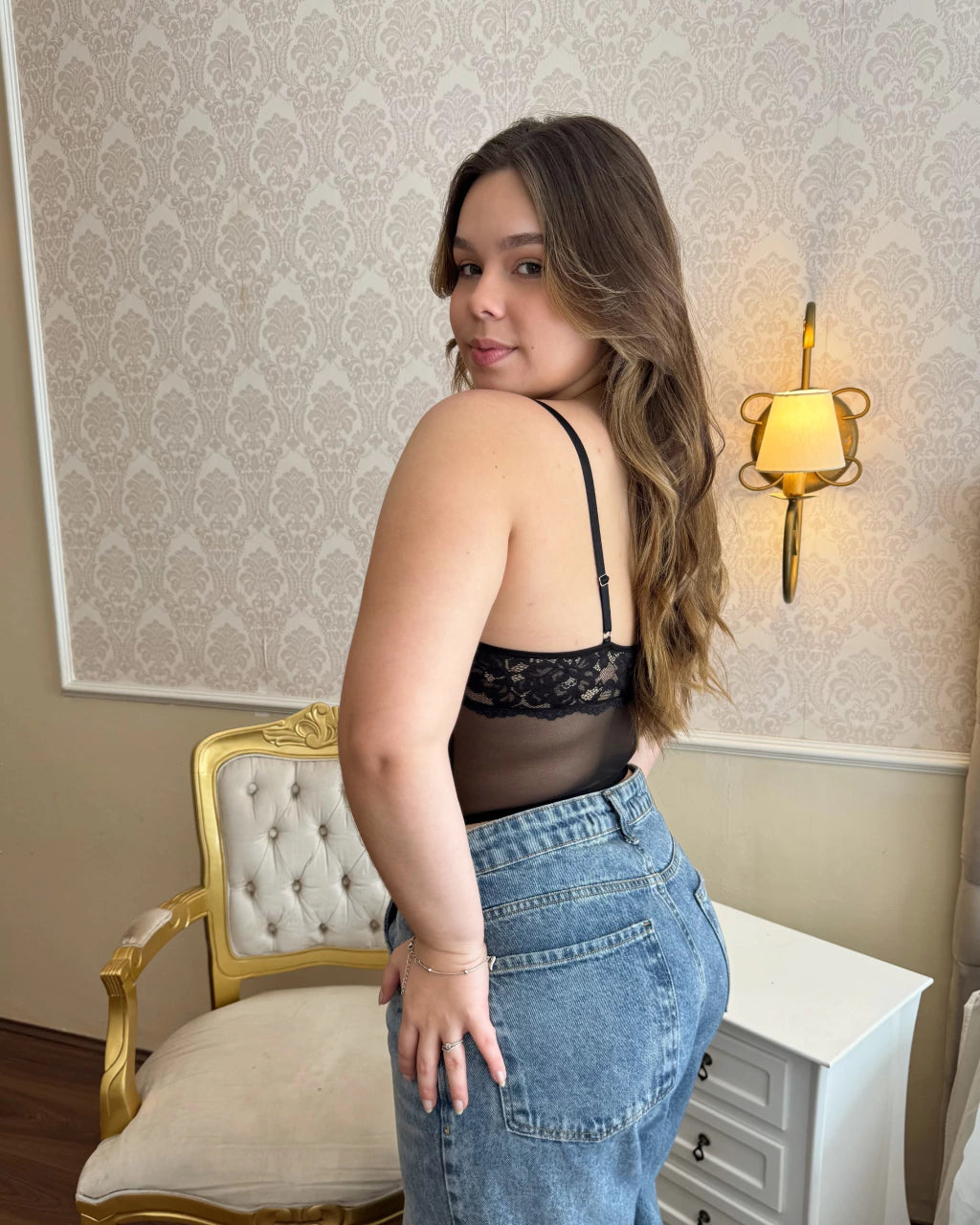 Corset e Calcinha Preta em Renda e Tule sem Bojo com Aro de Sustentação | Secret