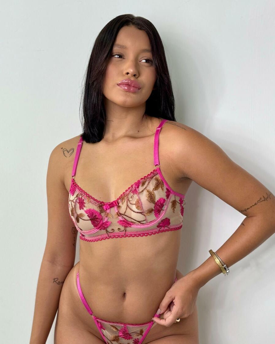 Conjunto Rosa Pink em Tule Bordado sem Bojo com Aro de Sustentação | Jasmin