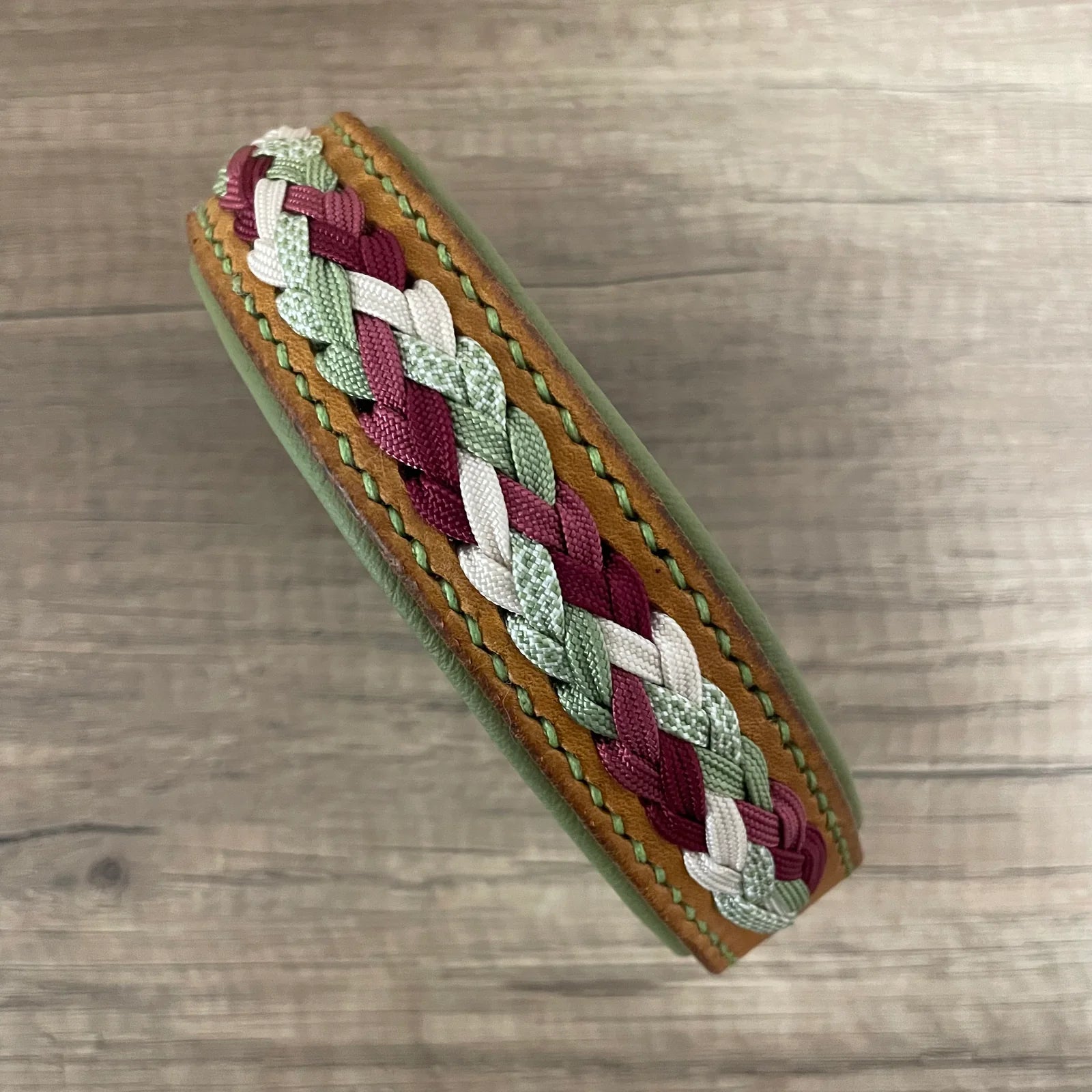 Coleira de couro e paracord | Bloom